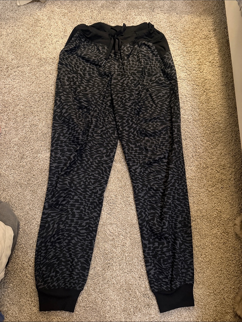 lululemon athletica Black & Charcoal Patterned Joggers
